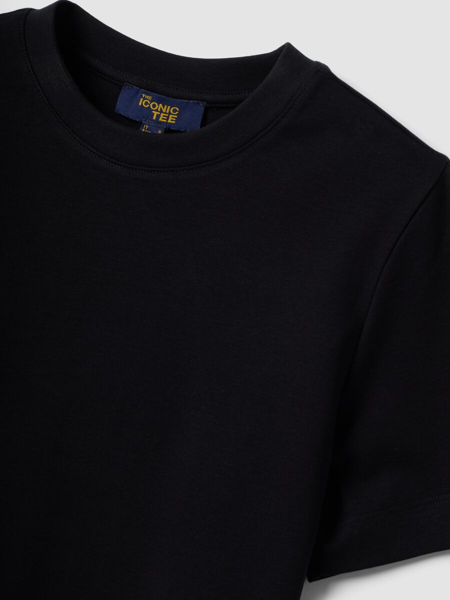 T-shirt relaxed fit nera in puro cotone a maniche corte_6