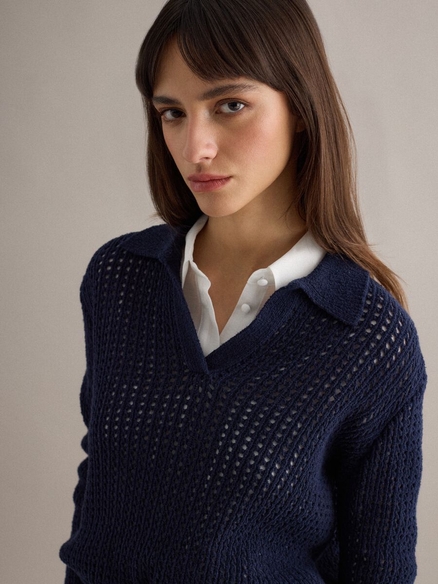 Blue cotton blend regular fit jumper with mesh pattern and polo collar_2
