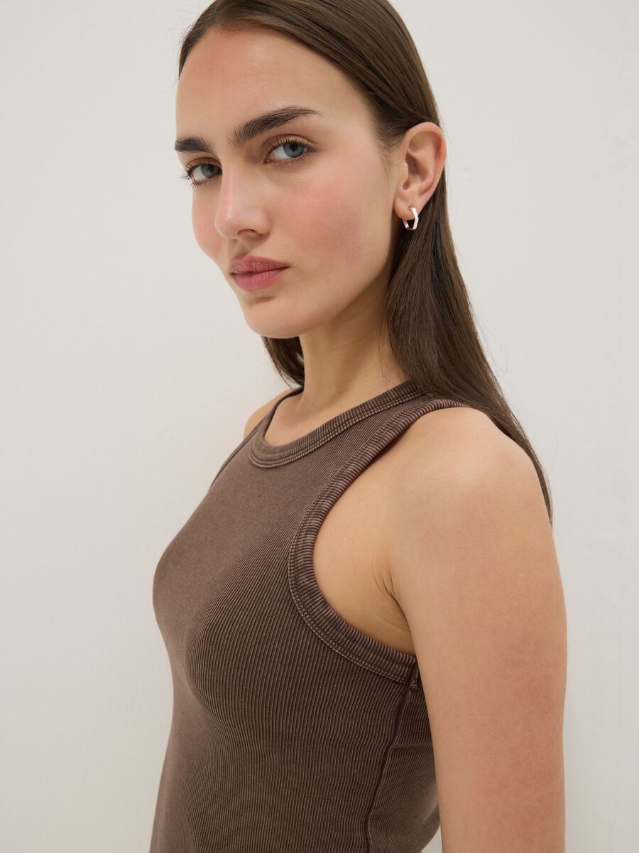Brown ribbed stretch cotton fitted tank top_1