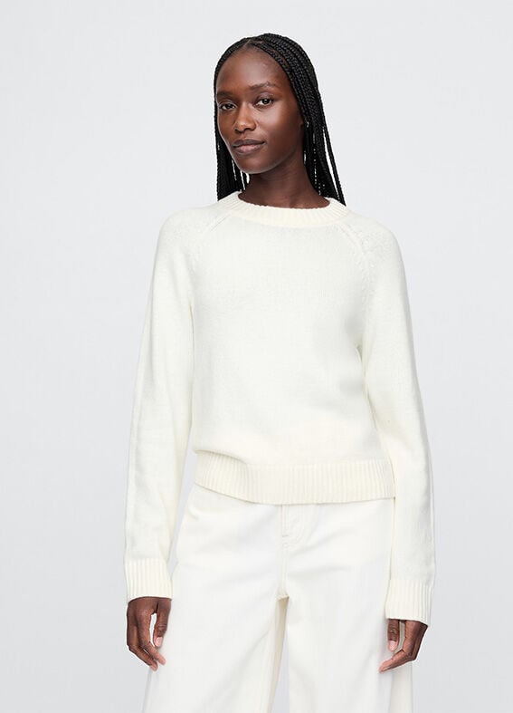 Round neck pullover
