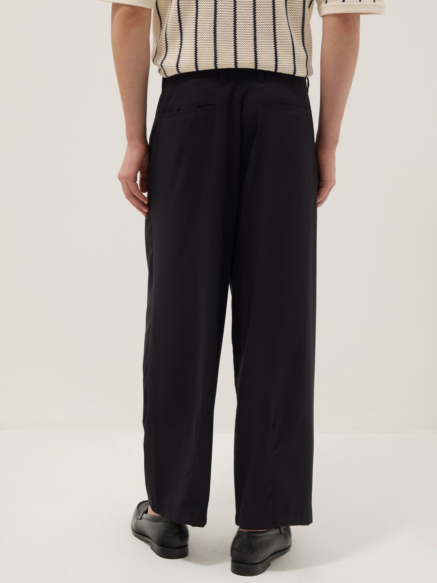 Pantaloni chino neri in viscosa elasticizzati regular fit_3