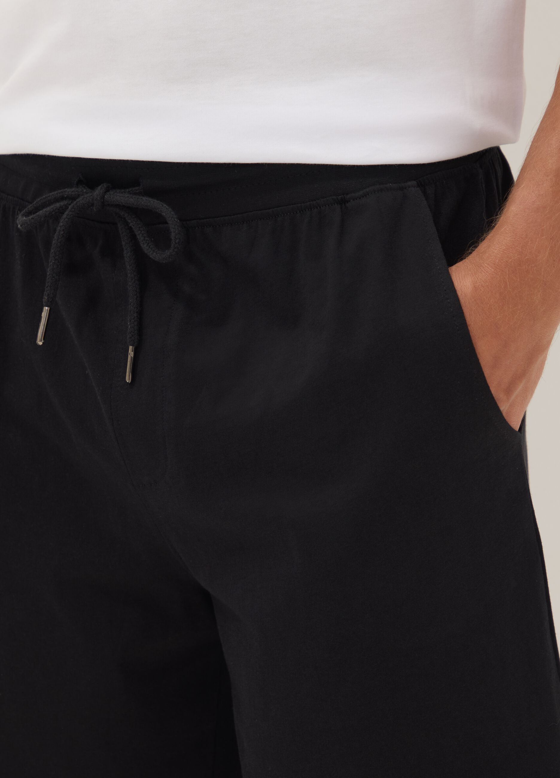 Black organic cotton pyjama shorts