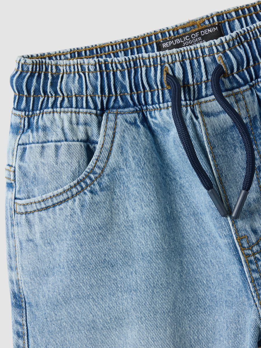 Boys&rsquo; blue denim shorts in pure cotton, regular fit_3