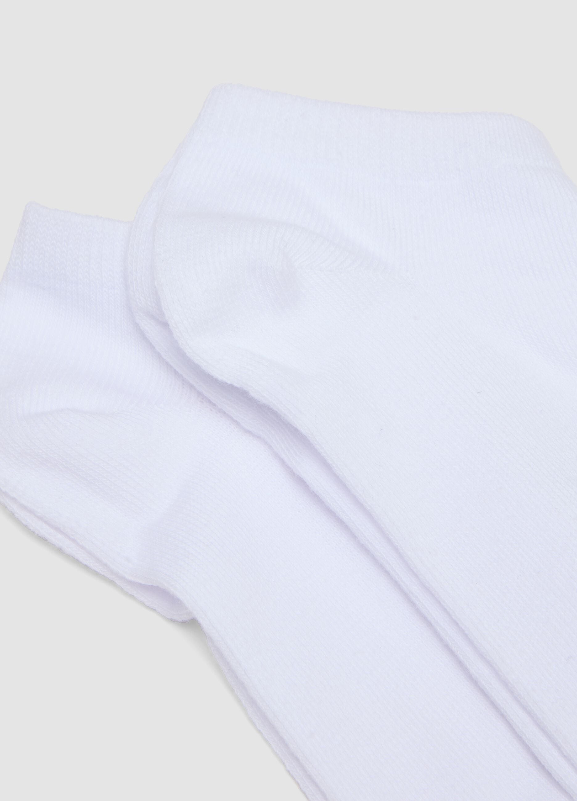 3-pack of white organic cotton socks