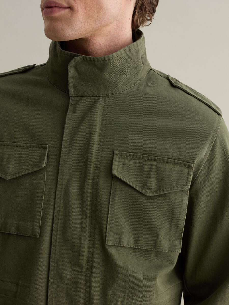 Short safari jacket with internal hood_3
