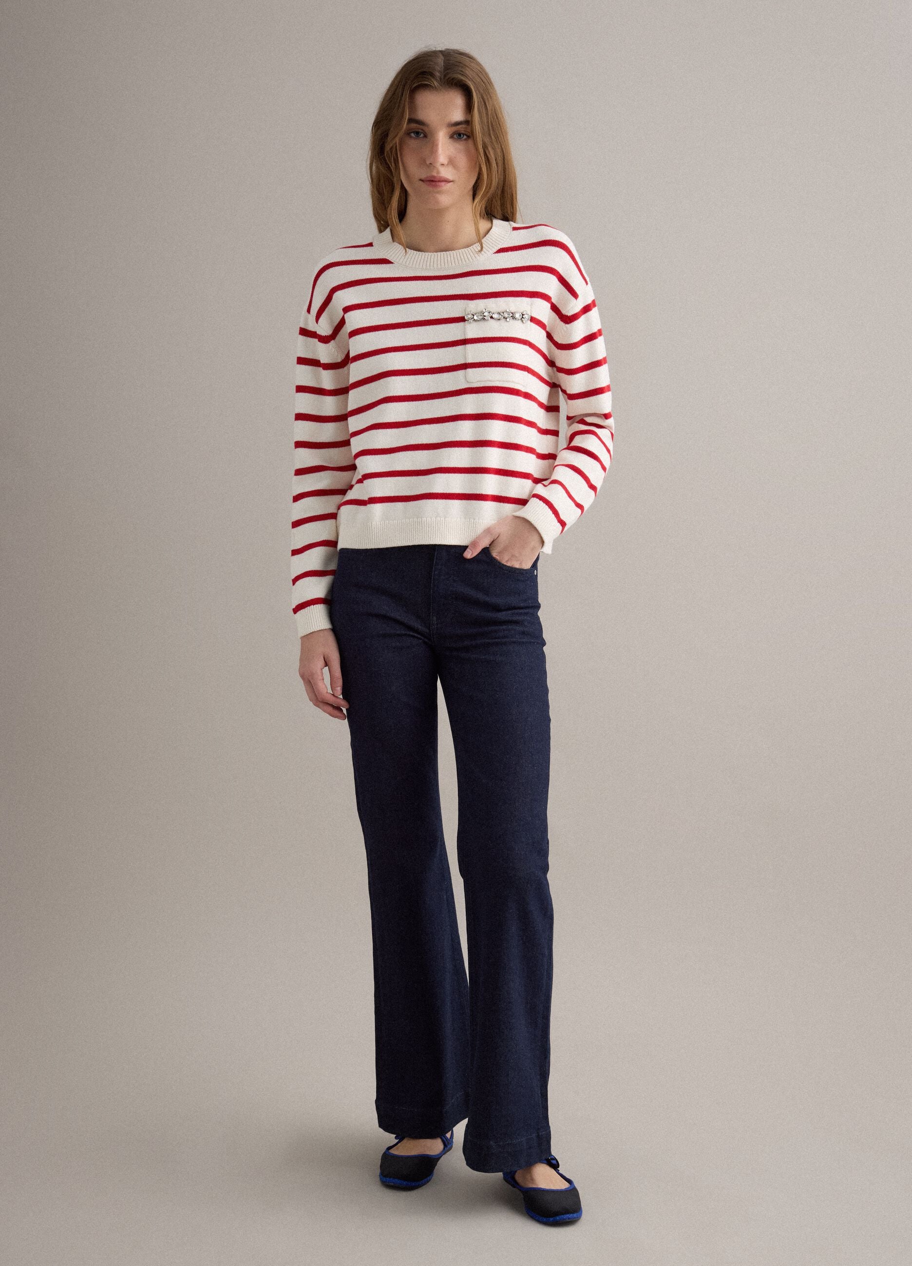 Beige jumper with red stripes in pure cotton regular fit