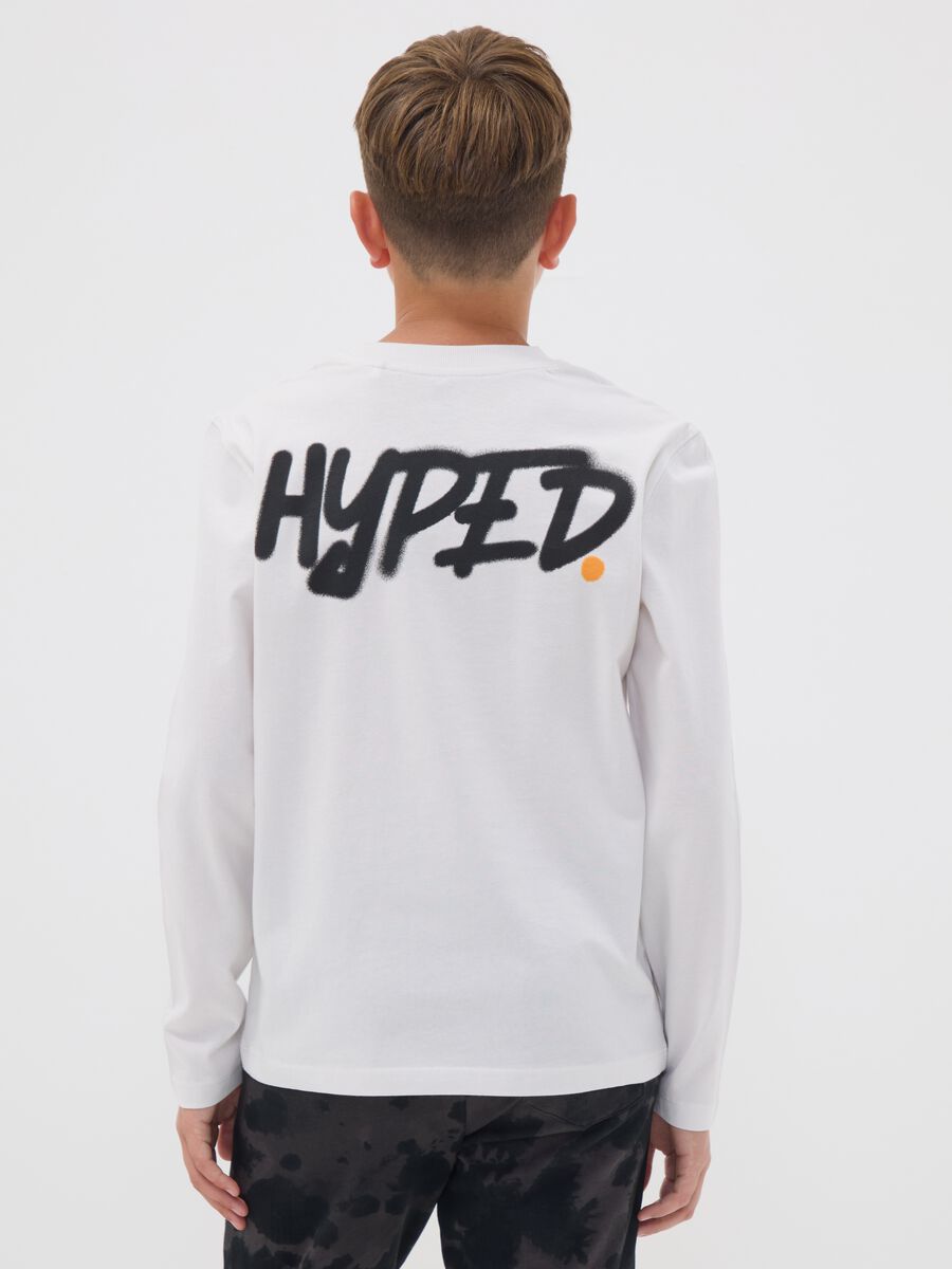 T-shirt bianca in puro cotone organico con stampa "Hyped" per ragazzo_2