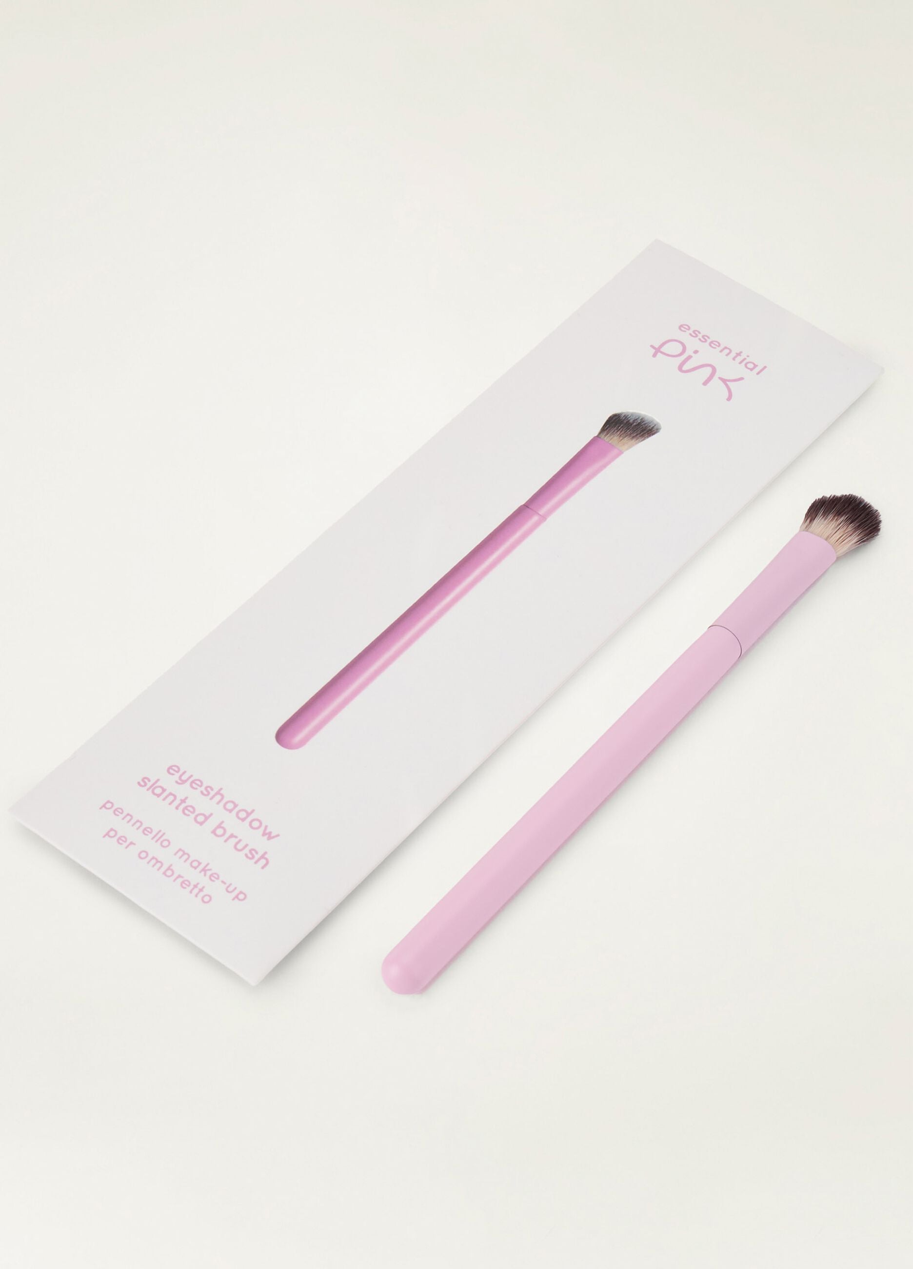 Make-up brush for eye shadow