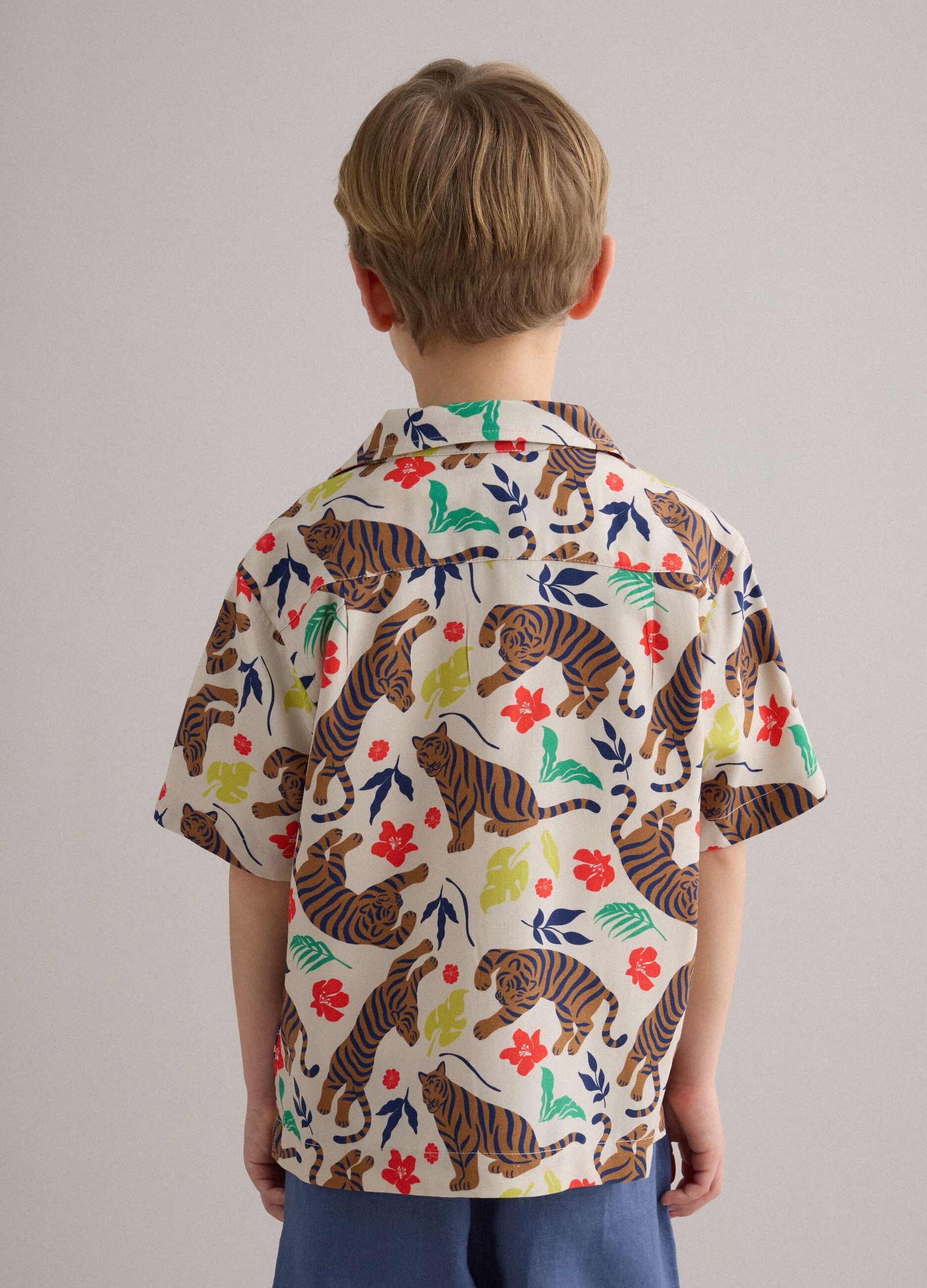Boys&rsquo; multicolour pure viscose regular-fit shirt with prints