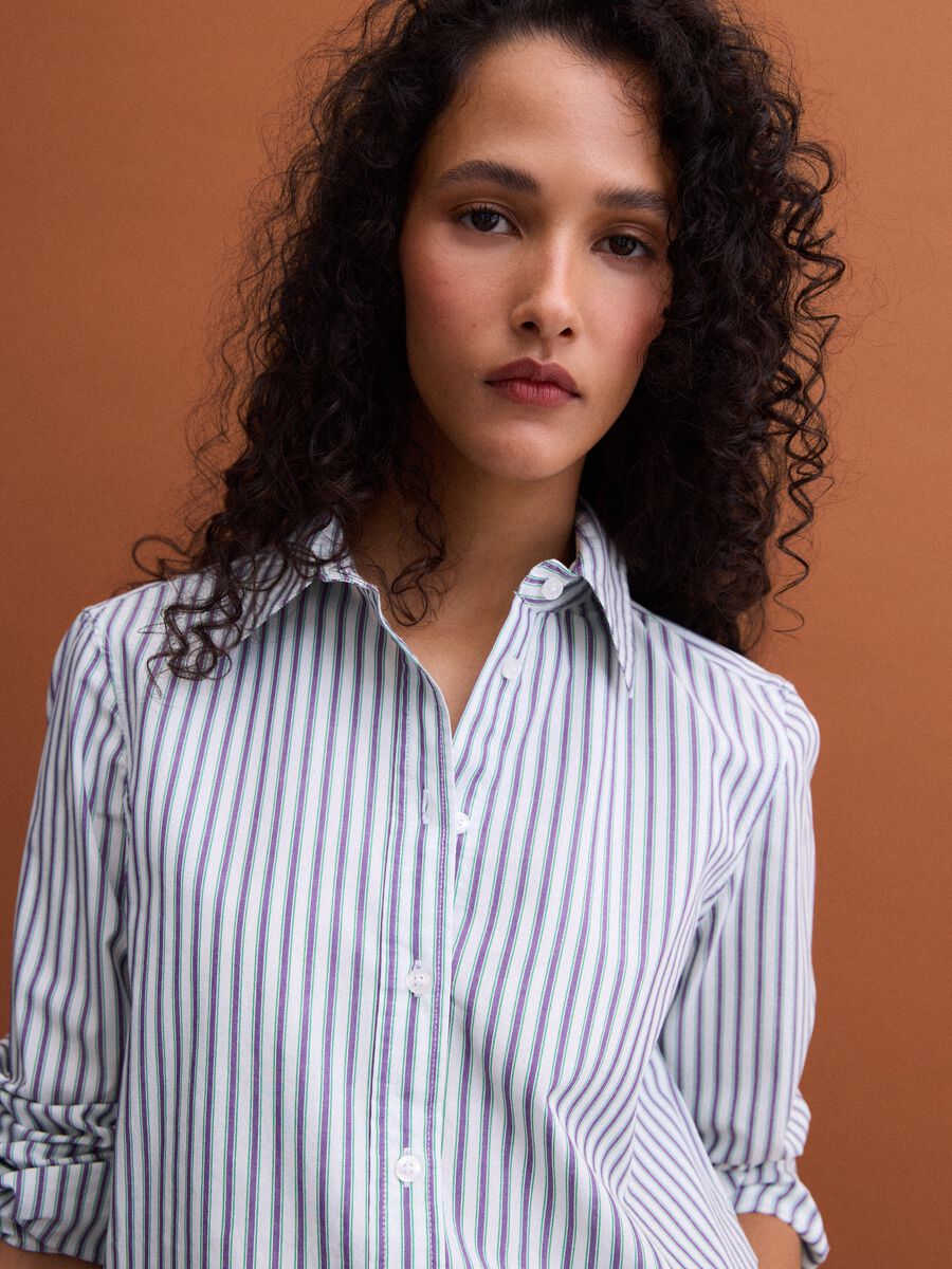 White cotton poplin shirt with purple stripes, regular fit_3