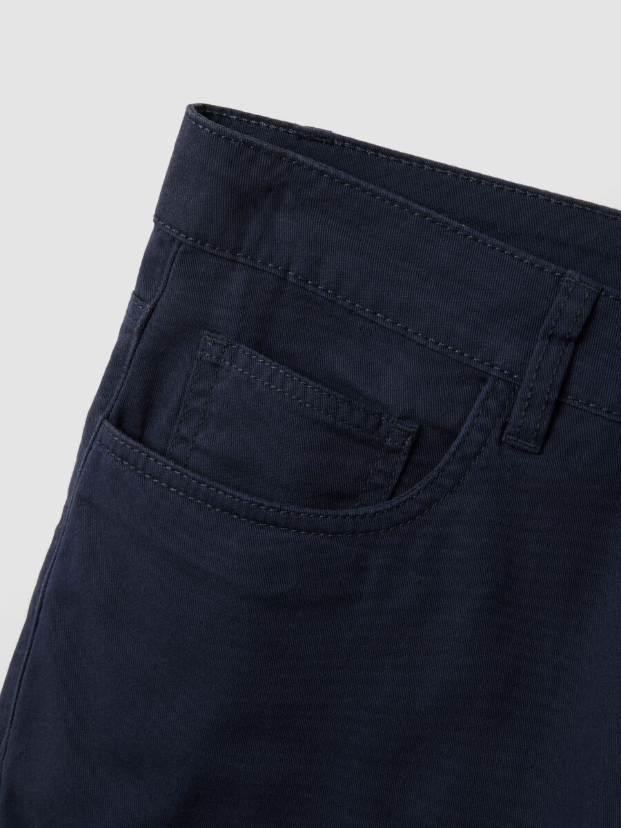 Shorts blu in puro cotone regular fit_5