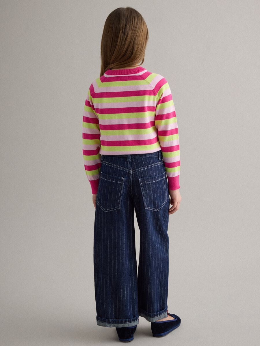 Girls' regular fit blue cotton-blend jeans with contrast stitching_1