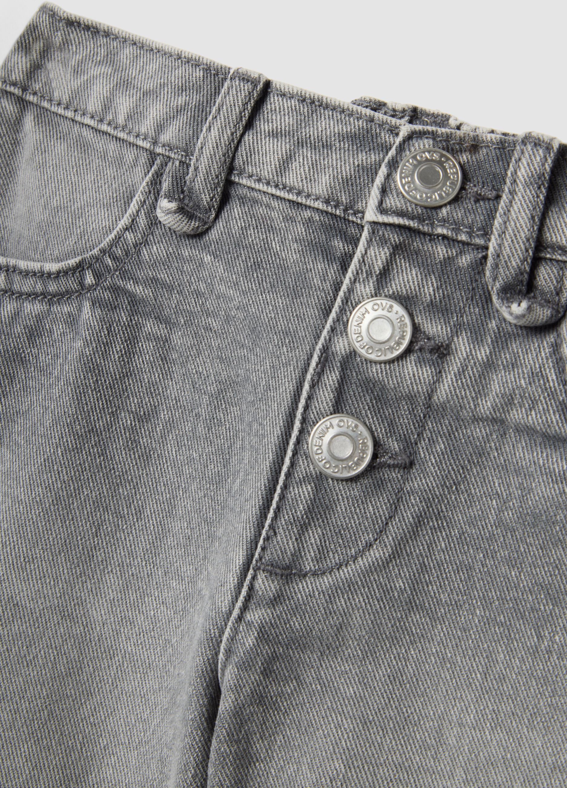 Girls' grey cotton denim shorts, regular fit
