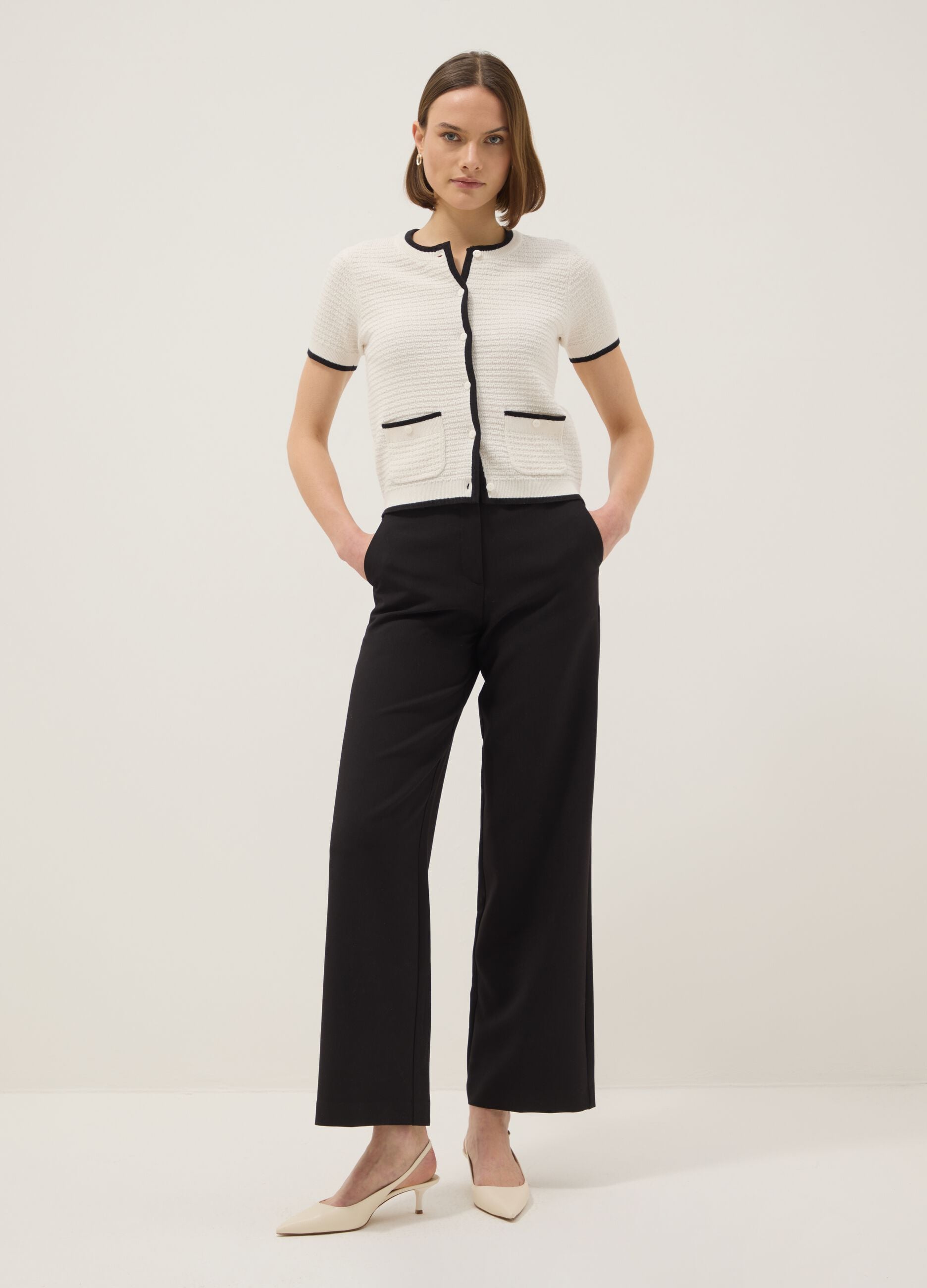 White cardigan in pure cotton regular fit with buttons