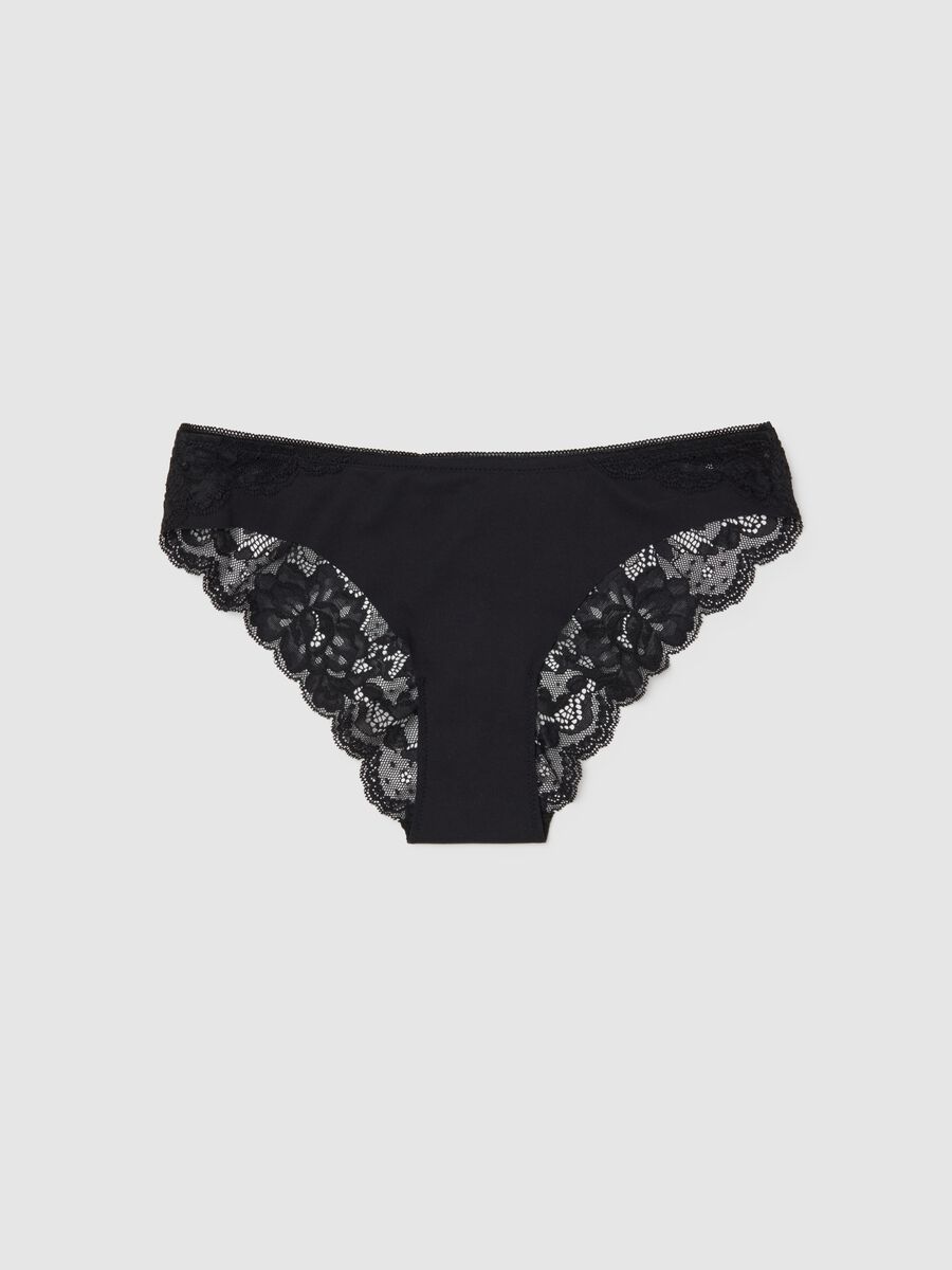 Black regular fit briefs with lace inserts_4