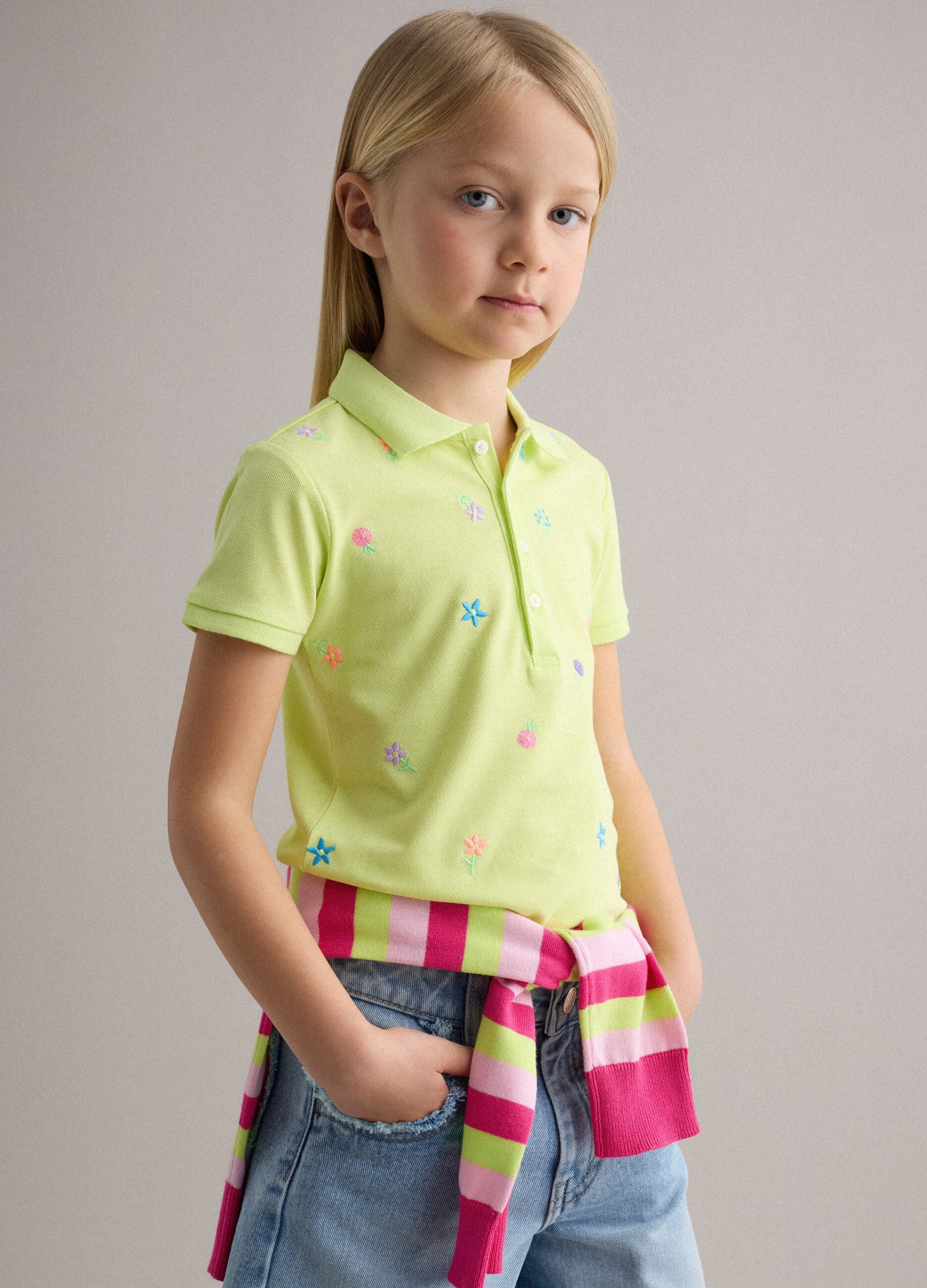 Girls' green pure cotton polo regular fit with embroidered flowers