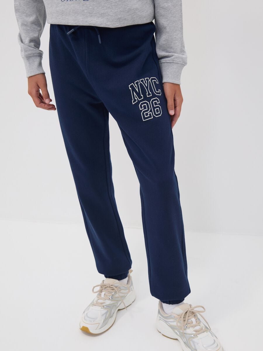 Blue pure cotton joggers with college print for boys_2