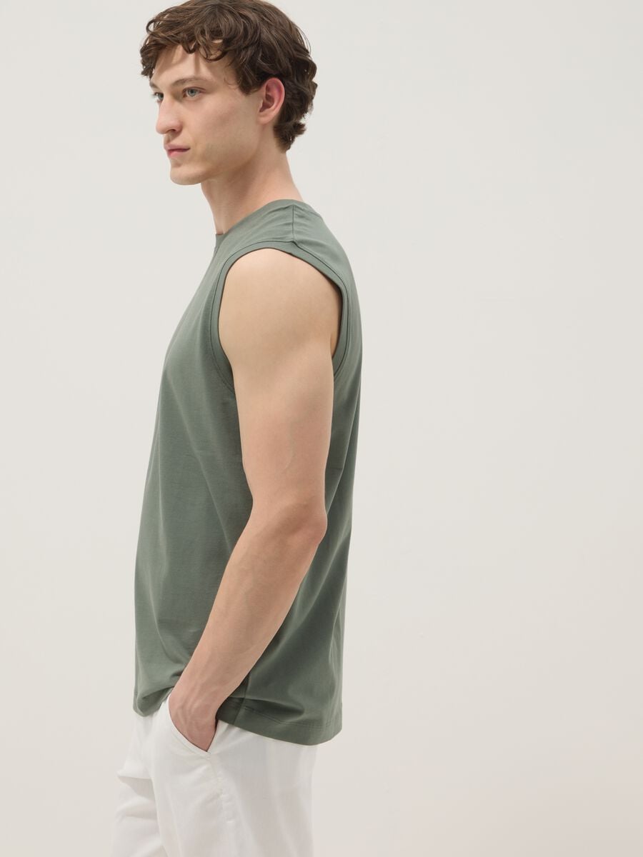Green crew-neck pure cotton vest, relaxed fit_0