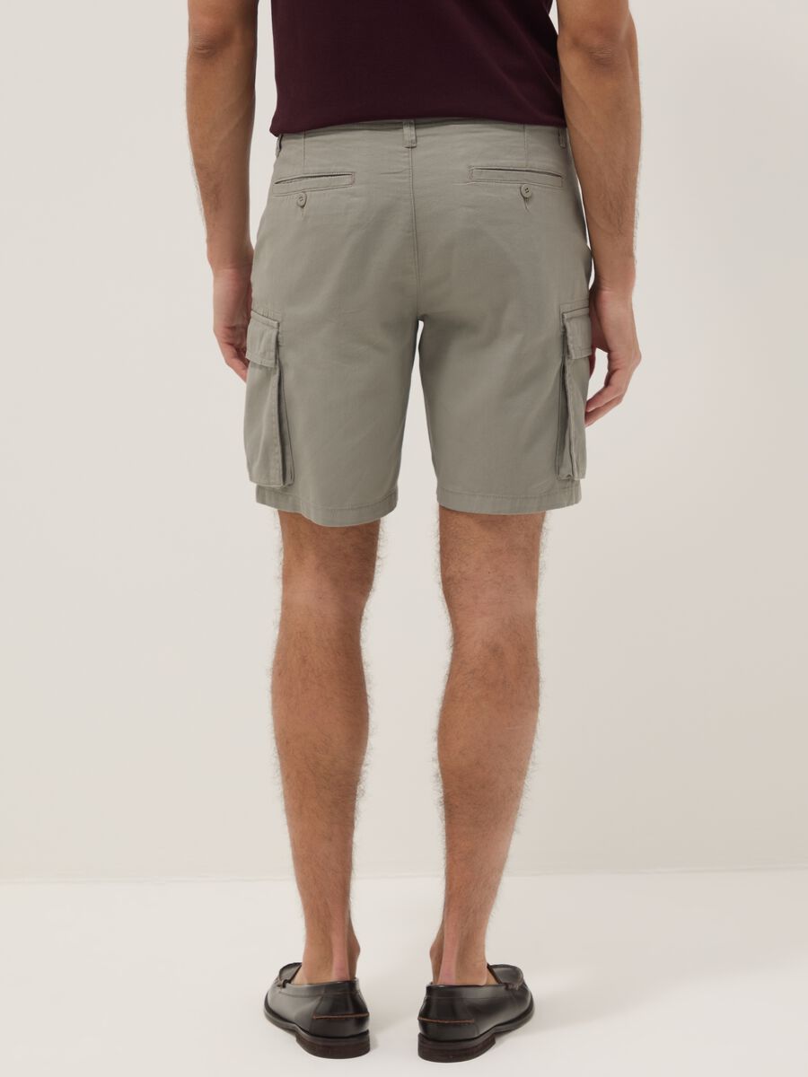 Grey pure cotton regular-fit cargo shorts_2