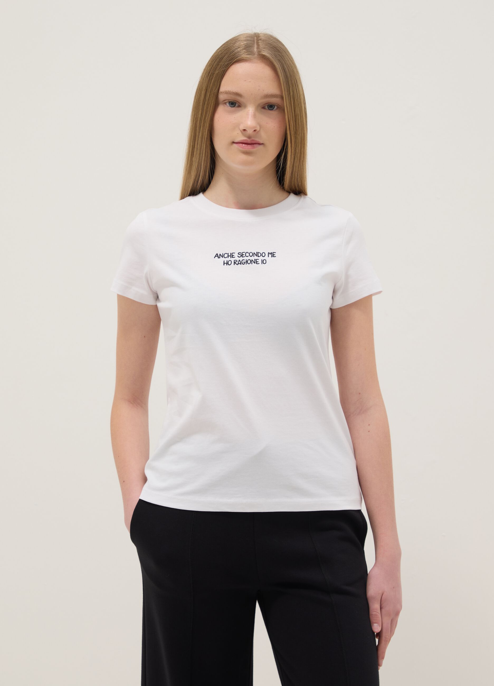 White pure cotton girls' regular fit t-shirt with text