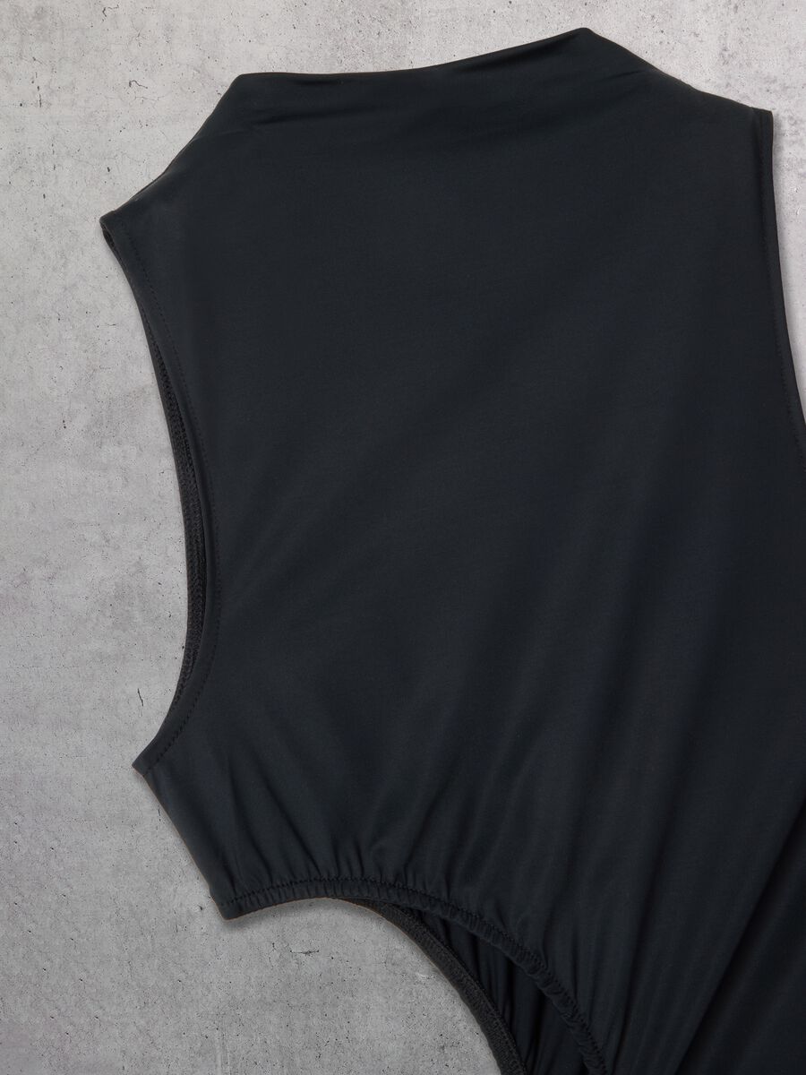 Black Cut-Out Maxi Dress_7