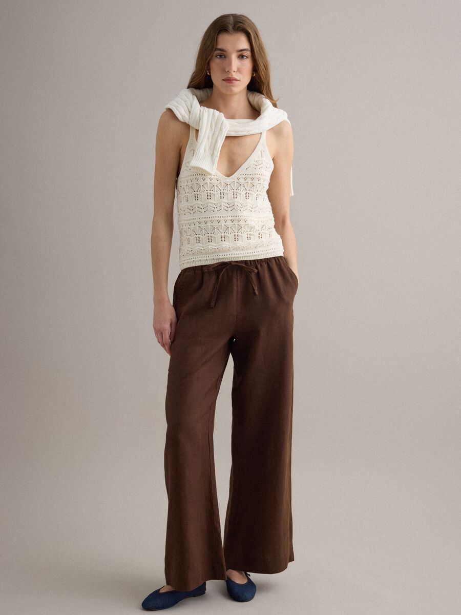 White pure cotton regular-fit knitted vest top_2