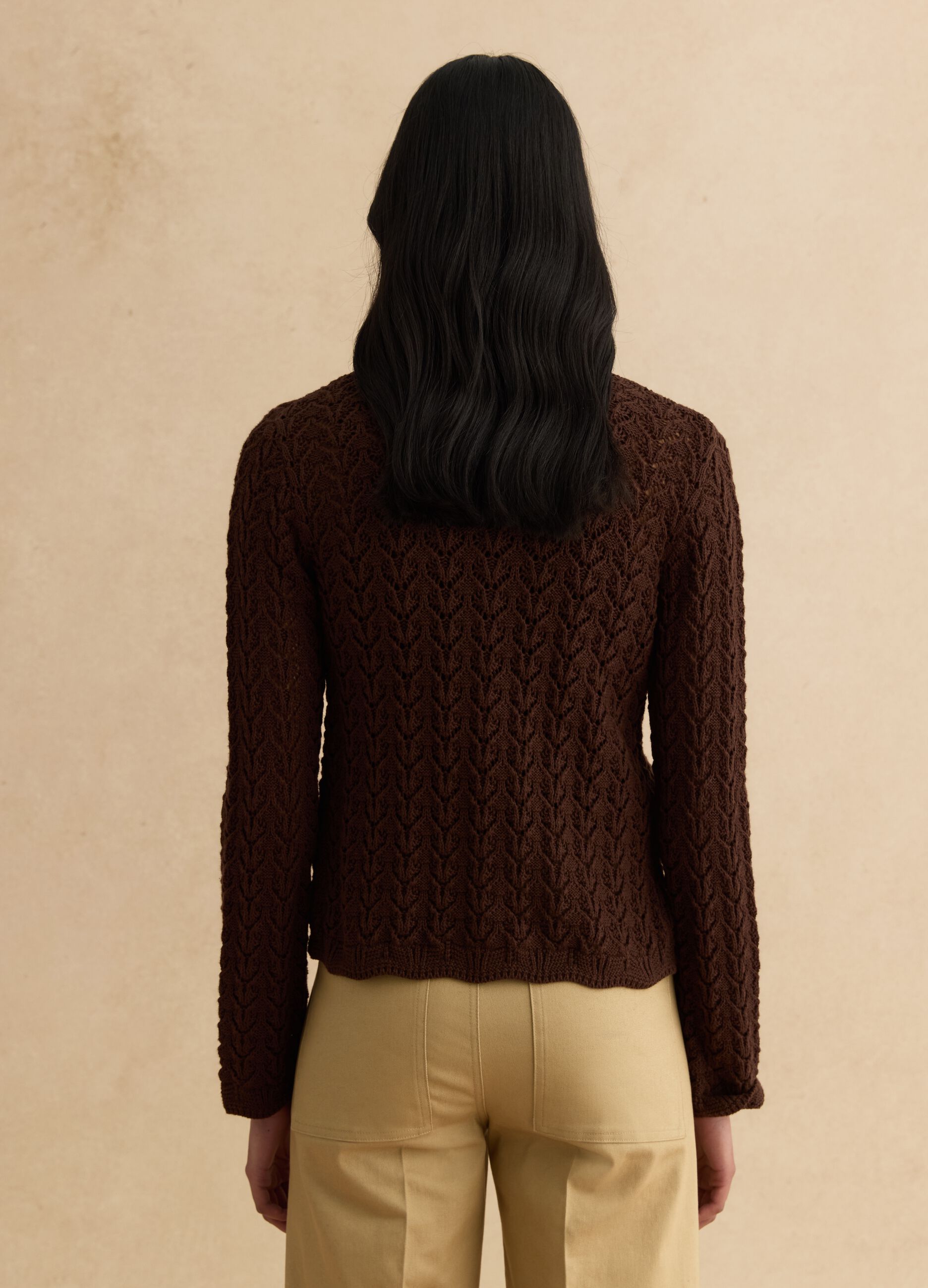 Cardigan marrone deep V in crochet di puro cotone regular fit