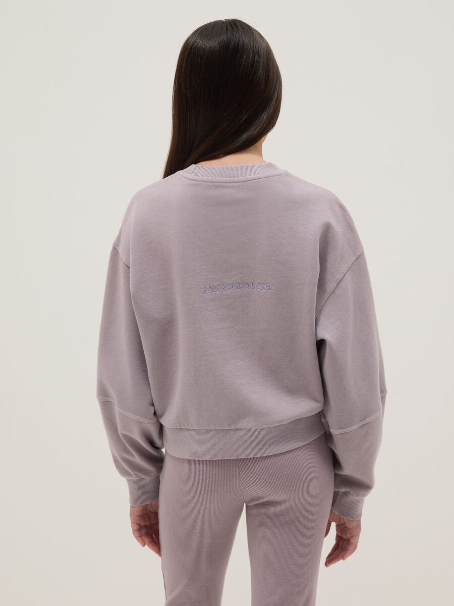 Oversized fit purple cotton crew neck sweatshirt for girls_1