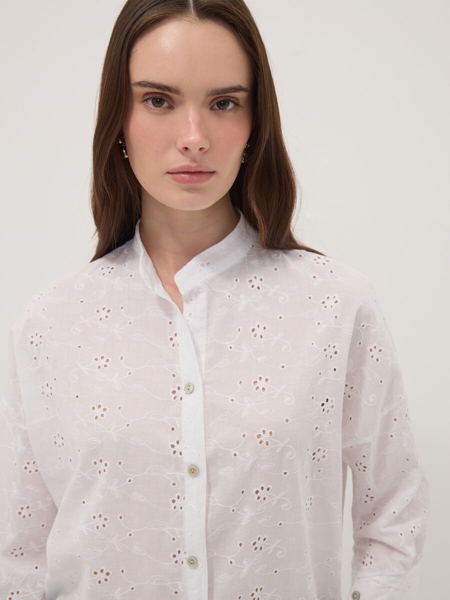 White broderie anglaise pure cotton shirt with Mandarin collar, regular fit_0