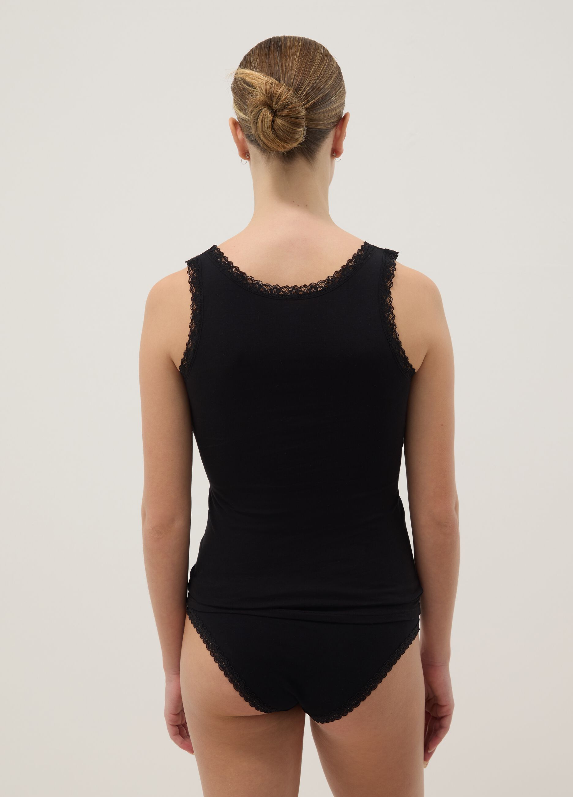 Regular fit black stretch cotton vest with lace trim