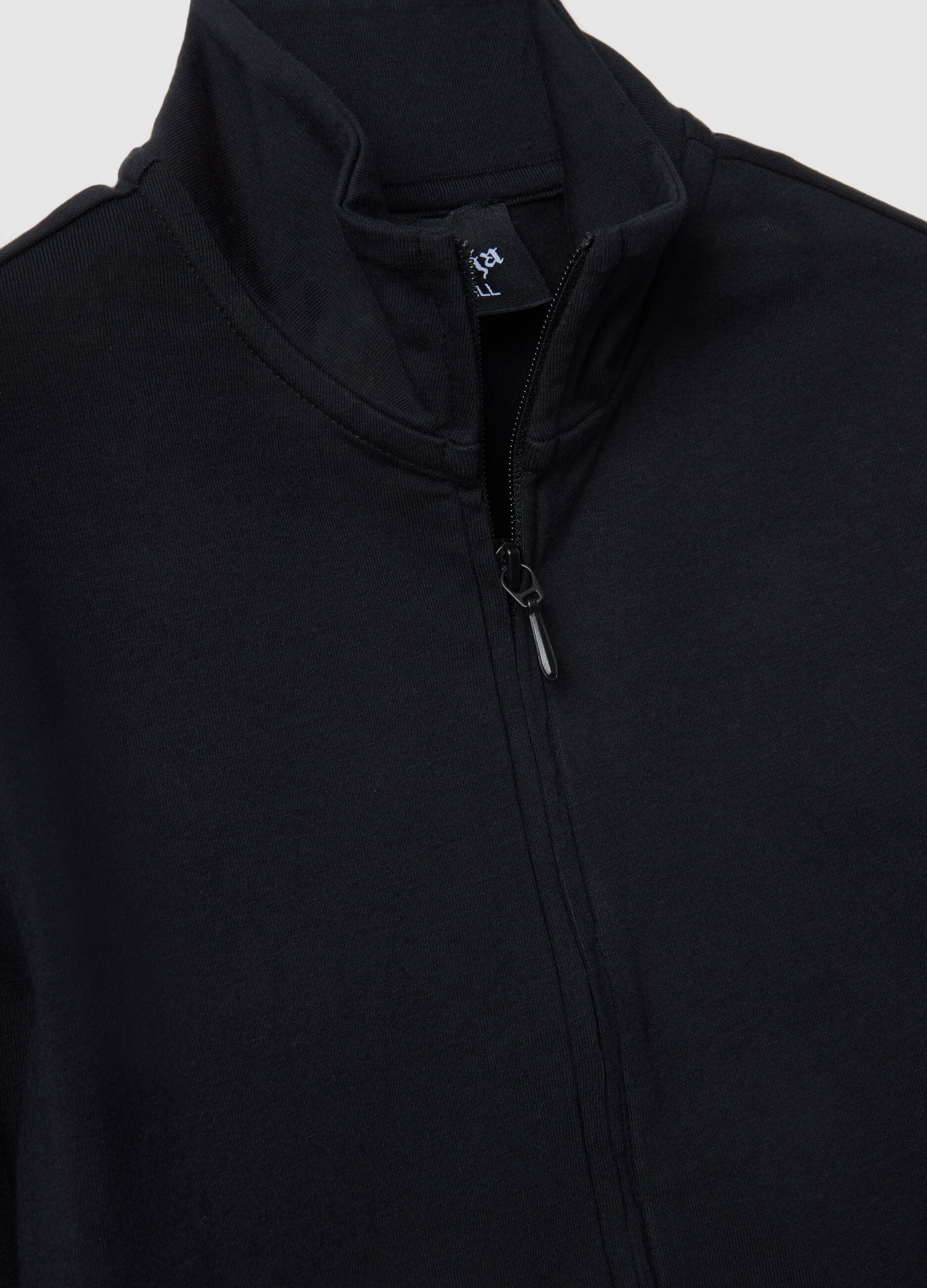 Fitted Full-Zip Black