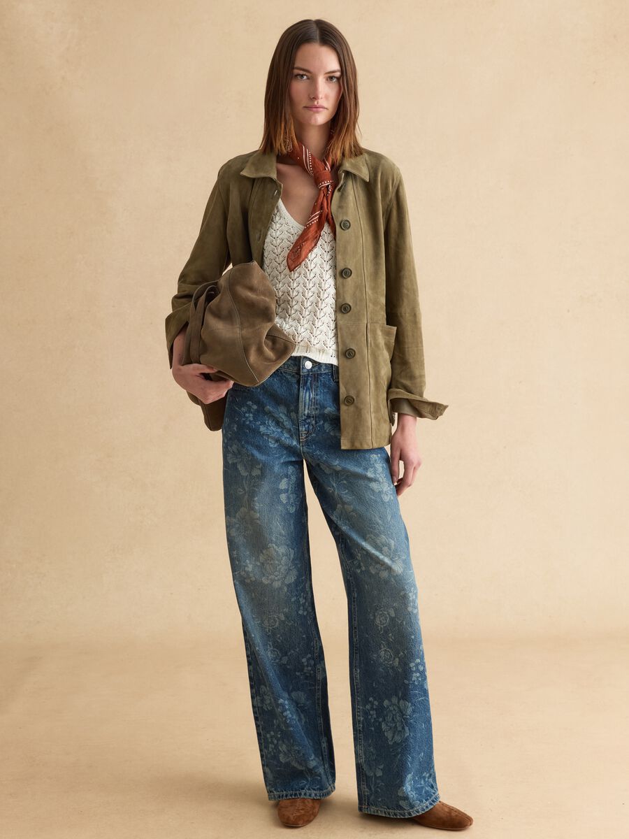 Jeans in puro cotone denim blu wide leg con design floreale_0