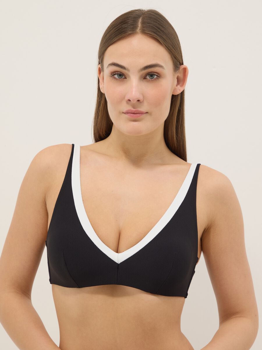 Black and white stretch fabric V-neck bikini top_2