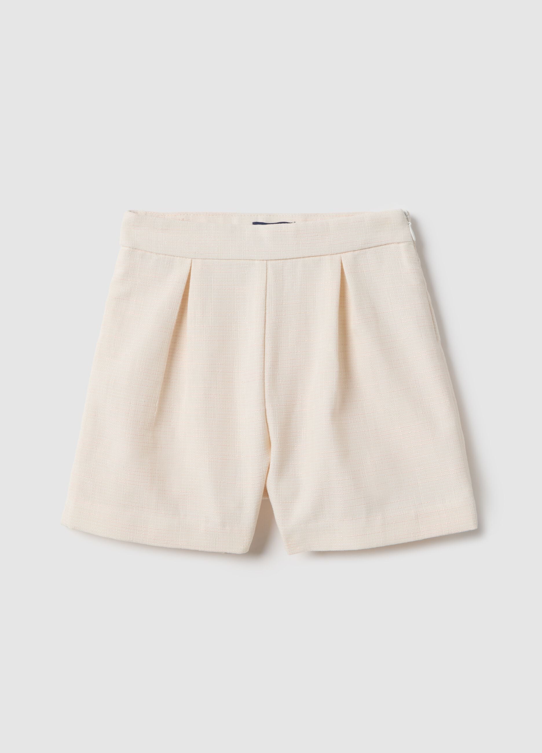 Beige wide-leg girls' shorts with pleated details