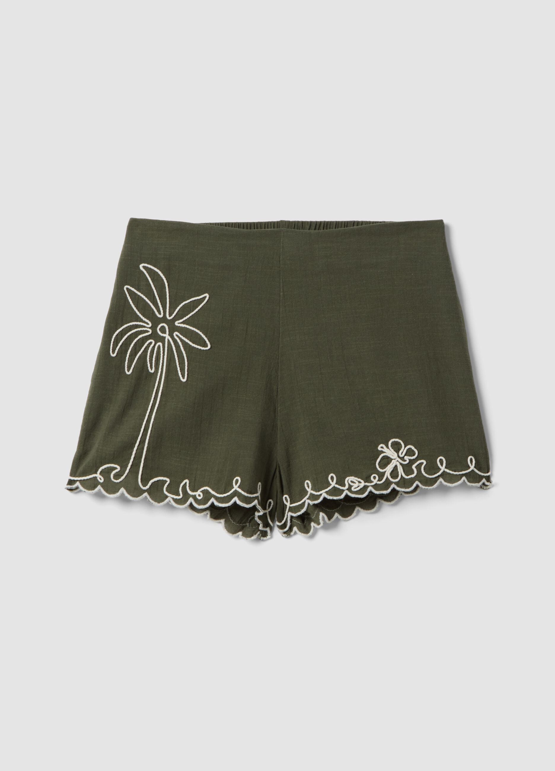 Green regular-fit pure cotton shorts with embroidery
