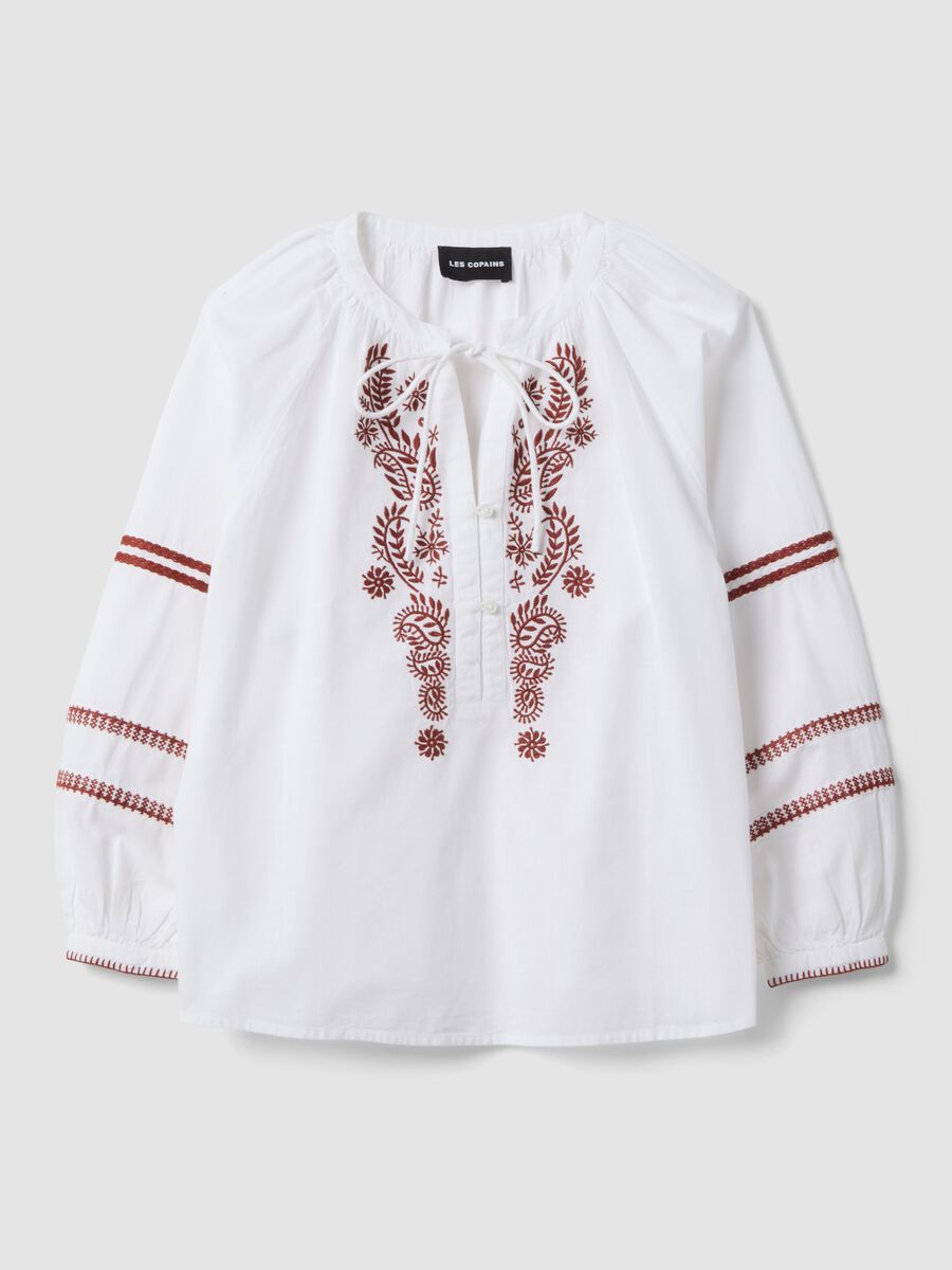 White regular fit cotton-linen blend shirt with floral embroidery_4
