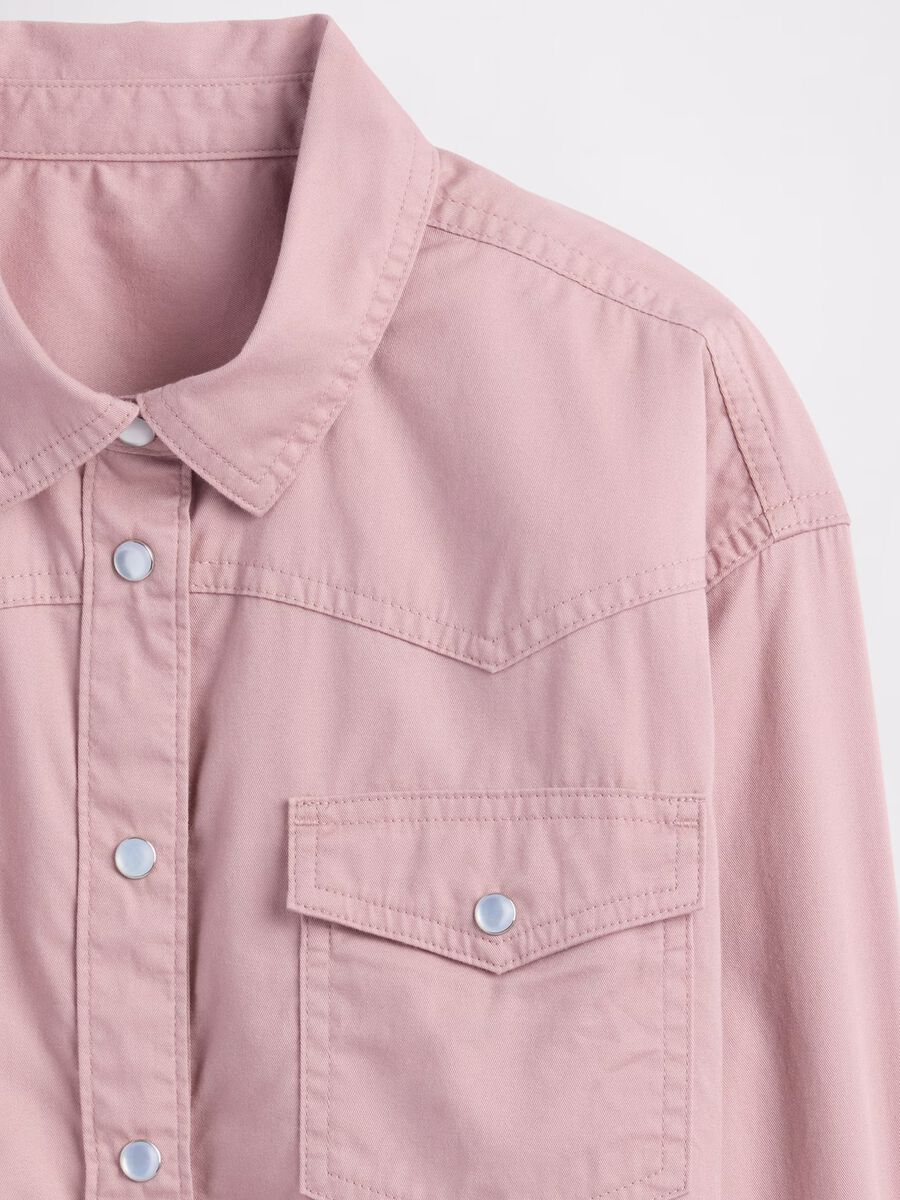 Pink shirt with button pockets_2