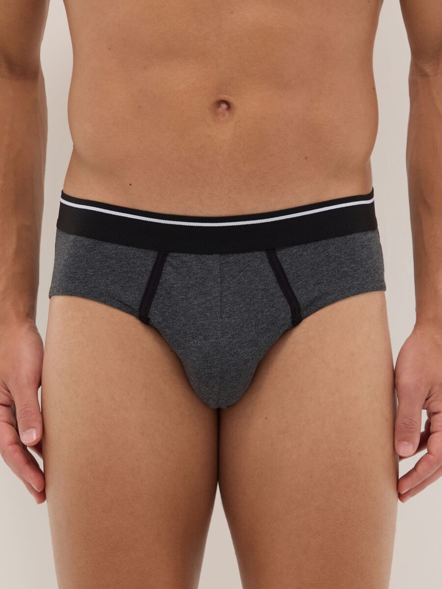 Tripack of multicolour stretch cotton regular fit briefs_1