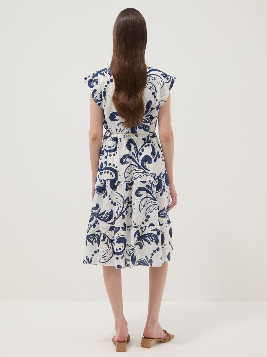 Blue and white pure cotton dress with all-over print and rope belt_3