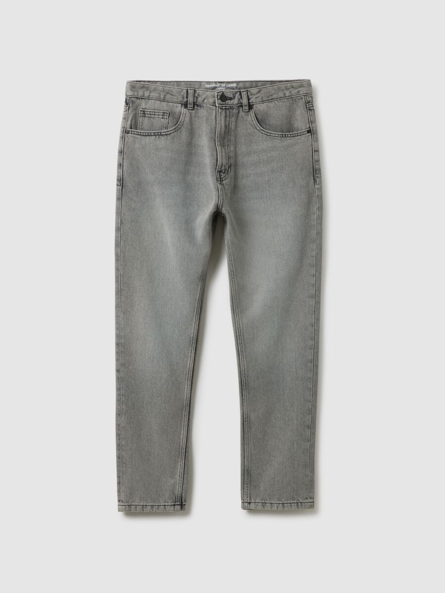 Grey denim cotton blend carrot fit jeans_5