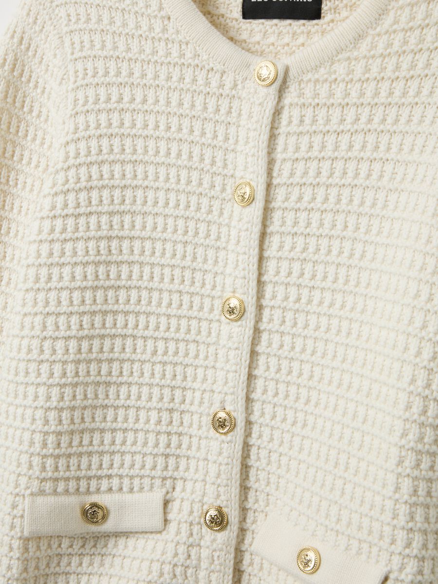 White pure cotton regular fit cardigan with buttons and pockets_5