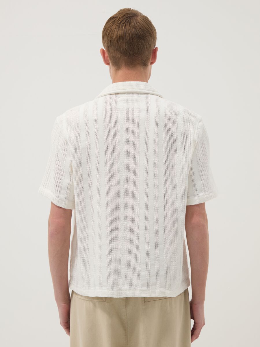 Camicia bianca in puro cotone a maniche corte_3