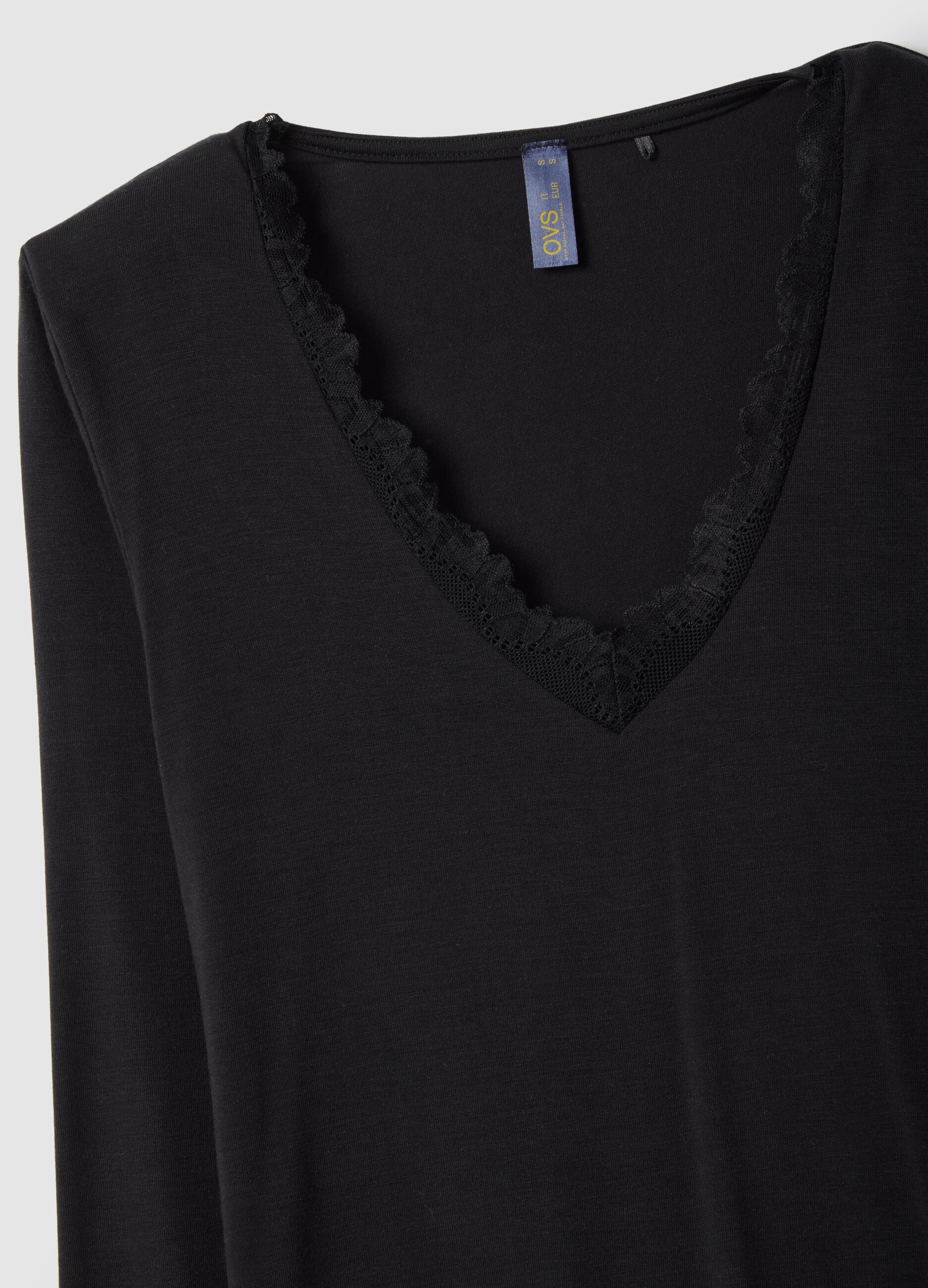 Black long sleeve top regular fit with lace trim