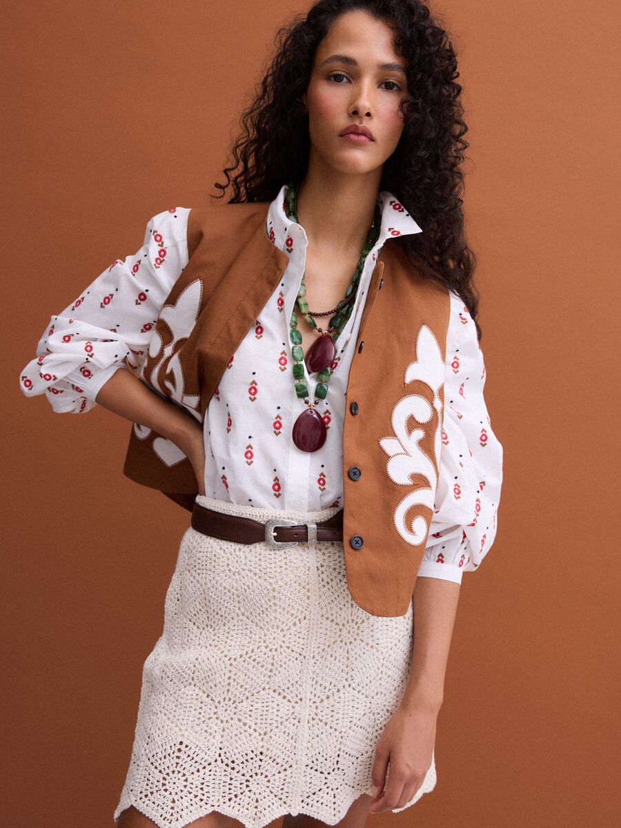 Brown linen and lyocell-blend gilet with applied embroidery_0