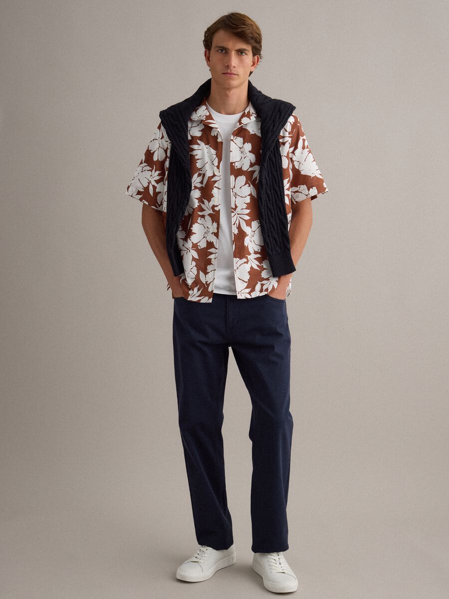 Multicolour regular-fit pure cotton shirt with floral print_2