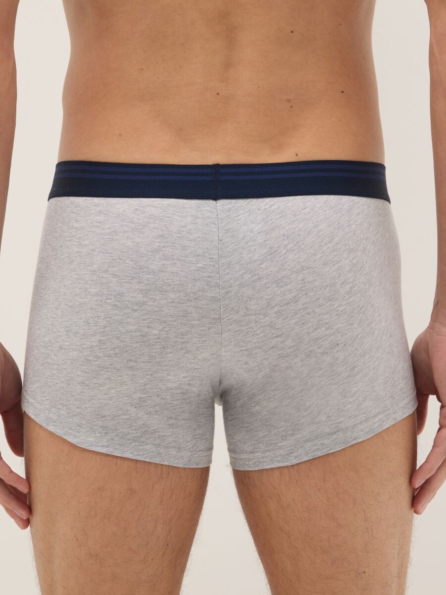 Tripack of multicolour stretch cotton regular fit boxers_2