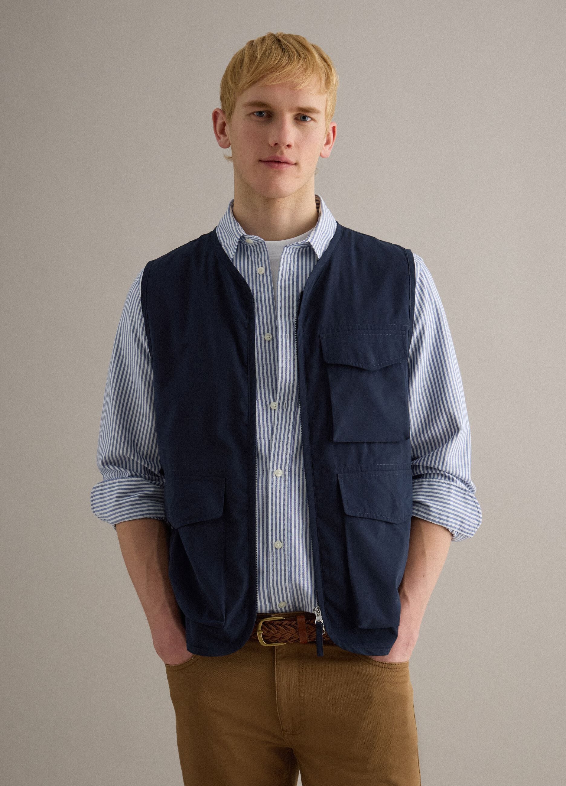 Blue regular fit gilet with zip and front pockets
