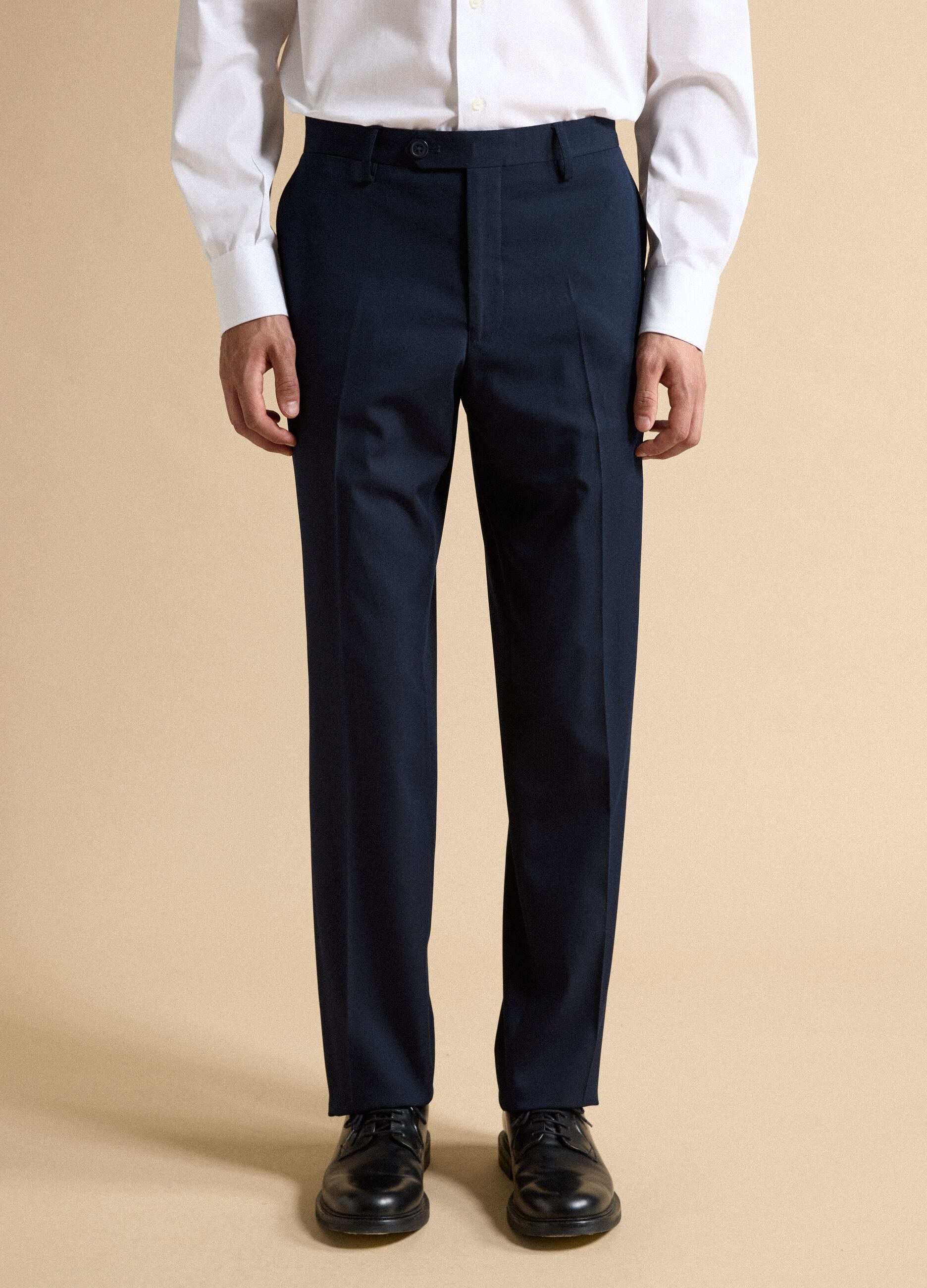 Pantaloni formali blu in viscosa elasticizzata regular fit