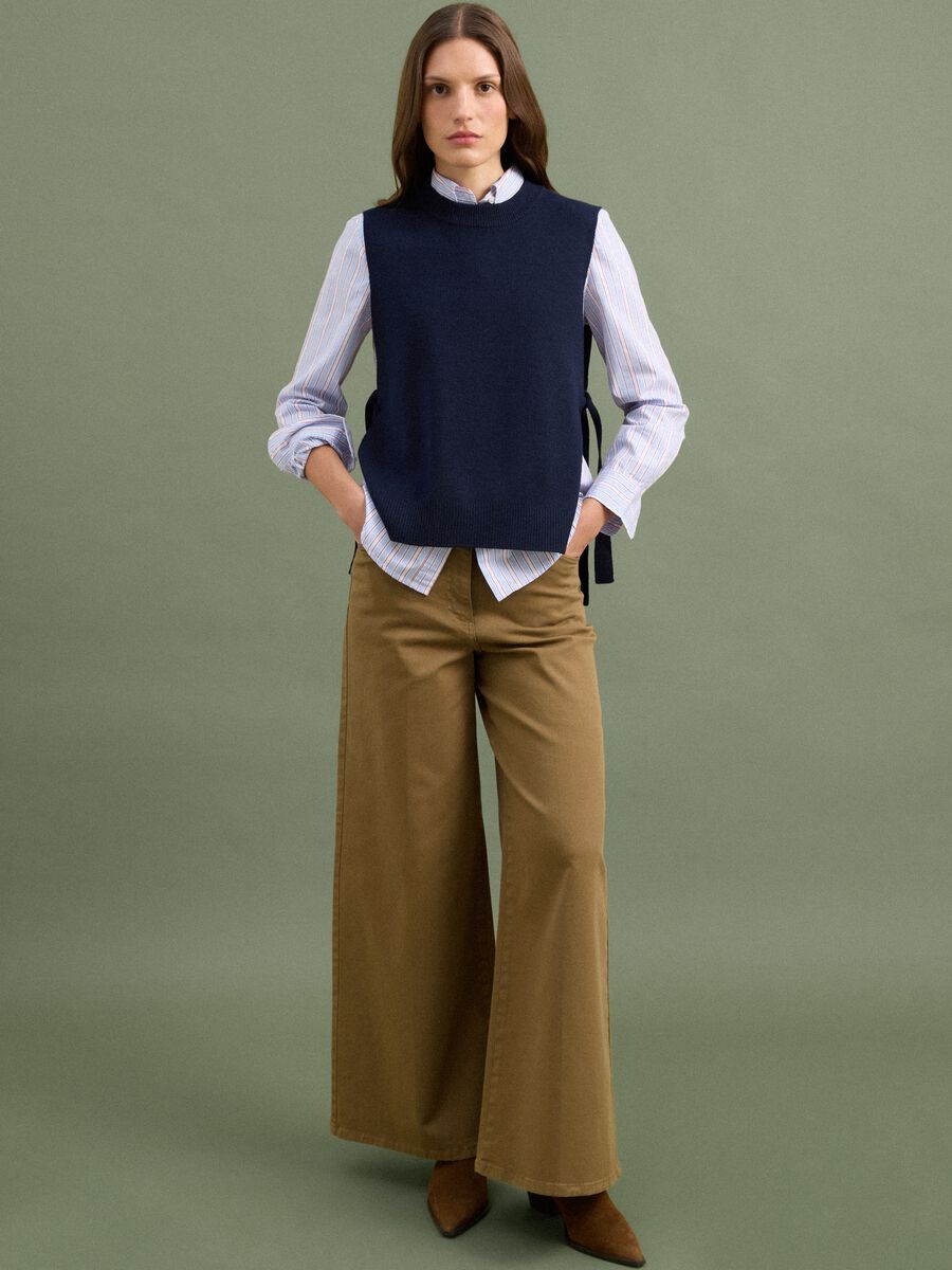Blue wool-blend crew-neck gilet with tie-fastening side tabs, regular fit_2