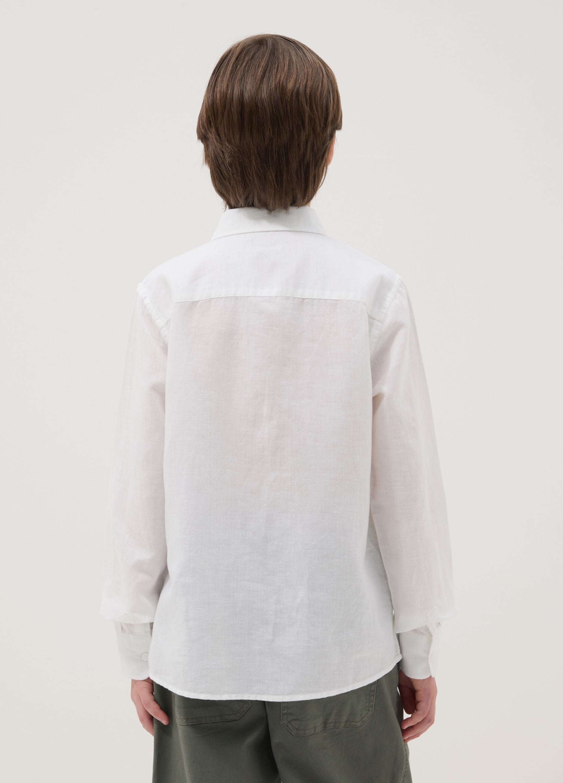 Boy's white cotton-linen blend shirt with regular fit